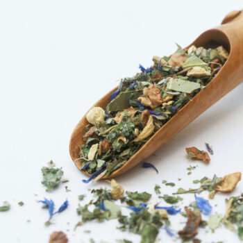 Eukalüpti-ingveri tee